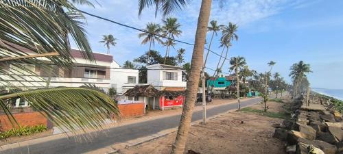 Kuzhuppilly House | Sea Breeze Cherai Homestay