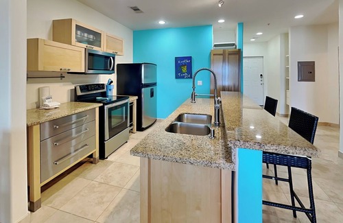Galveston Condo | Sea Breeze | Oceanfront, Pool + Hottub