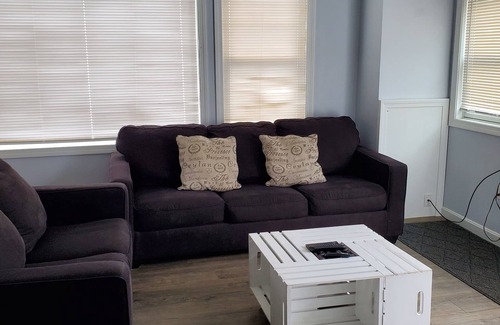 Hampton Apartment | Sea Breeze Paradise