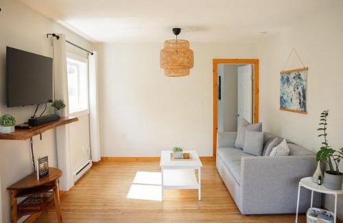 Ucluelet Apartment | Sea Breeze Suite - Centrally Located in Ucluelet