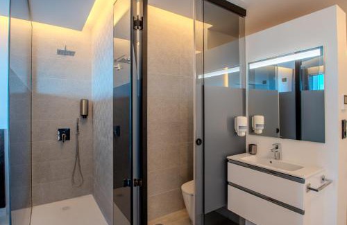 Playa Blanca Apartment | Sea Breeze Suites