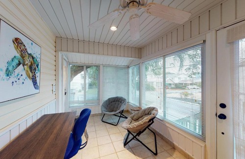 Saint Simons Island House | Sea Breeze Treehouse - 501 Seabreeze Drive