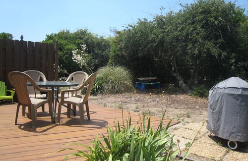 Southern Shores Cottage | Sea Breezes South - Just Steps To The Beach!