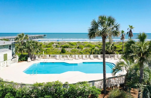 Isle of Palms Apartment | Sea Cabin 131 B