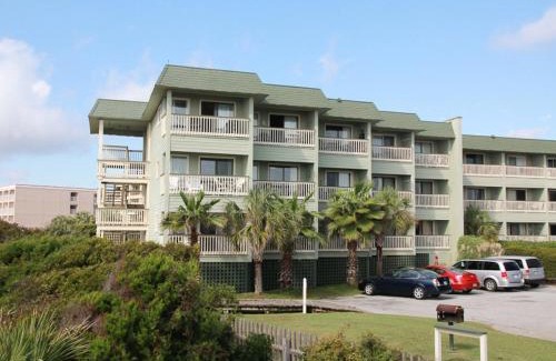 Isle of Palms Villa | Sea Cabin 228-B