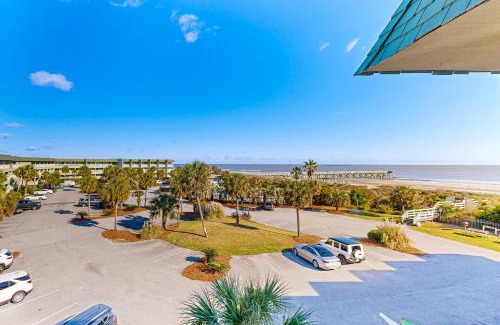 Isle of Palms Apartment | Sea Cabin 339-C