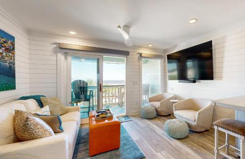 Isle of Palms Apartment | Sea Cabin 339-C