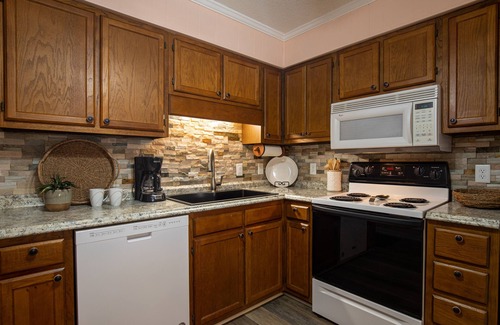 North Myrtle Beach Condo | Sea Cabin@Cherry Grove Beach-Stroll the Beautiful Inlet Pools*Book FALL NOW!