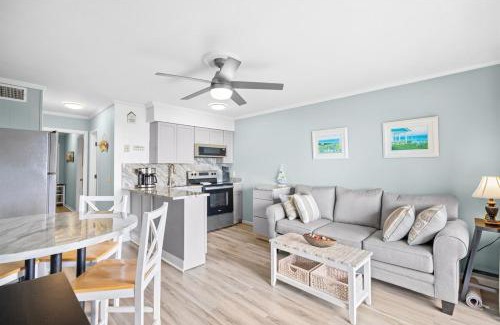 North Myrtle Beach Apartment | Sea Cabin Unit Unit 104-Oceanfront-Sleeps 4-1bedroom-1bath