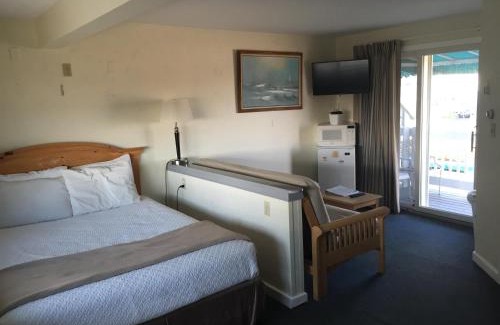 Ocean Park Hotel | Sea Cliff House Motel