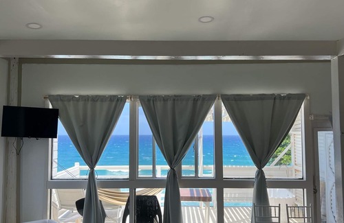 Long Bay Hotel | Sea Cliff Resort