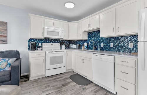 Surf City Condo | Sea Coast Suites #18 Condo in Surf City, NC - Short Walk to Beach