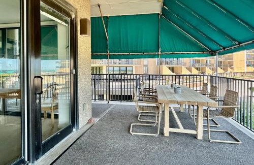 Bethany Beach Apartment | Sea Colony - 6 N Edgewater House Rd