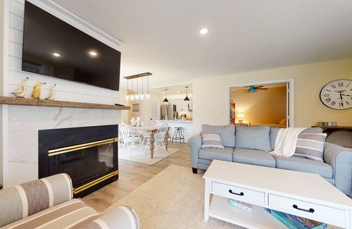 Bethany Beach Condo | Sea Colony ground floor condo, updated with fast WiFi, gas fireplace, & deck