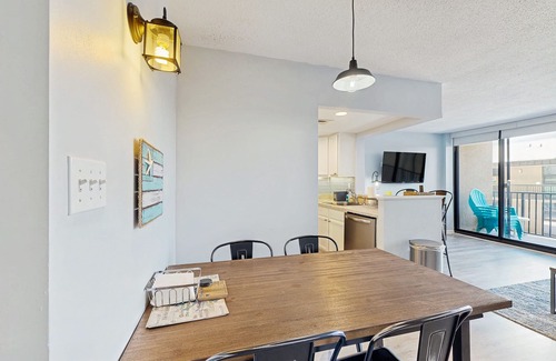 Bethany Beach Condo | Sea Colony oceanfront 2nd floor condo w/free WiFi, shared sauna, and pool