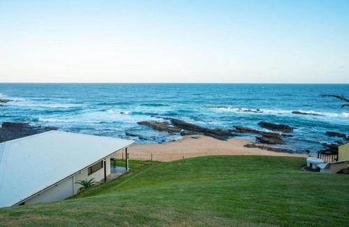 Sheffield Beach Apartment | Sea-Cottage Beachfront Accommodation