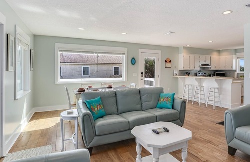 South Ponte Vedra Beach House | "Sea Dream", cozy 3 bedroom oceanfront home with a separate bonus room.