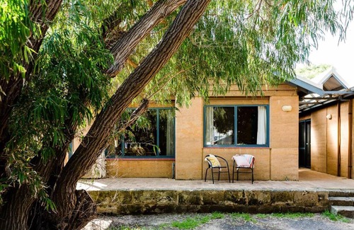 Prevelly Ski Chalet | Sea Escape Studio - Beach Hideaway in Prevelly