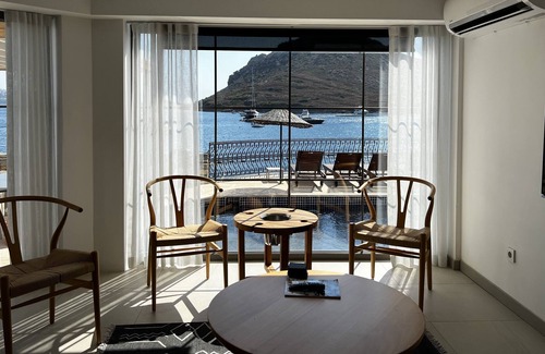 Yalikavak Villa | Sea Front Property with private pool and deck in Yalikavak