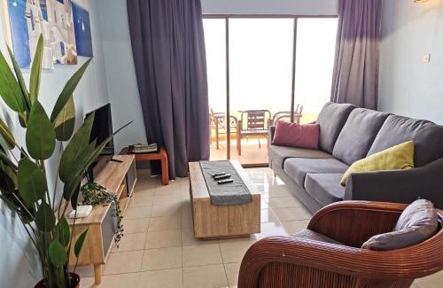 Si Rusa Apartment | Sea Front The Regency - 1 Parking