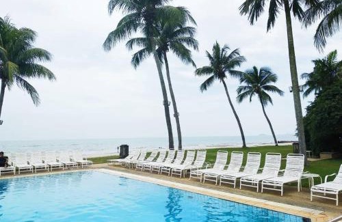 Si Rusa Apartment | Sea Front The Regency - 1 Parking