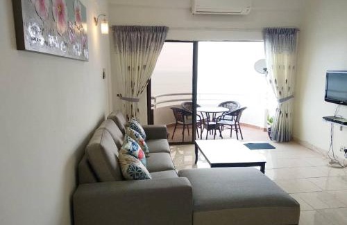 Si Rusa Apartment | Sea Front The Regency - 1 Parking