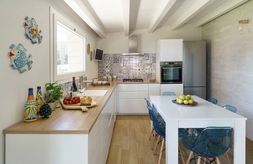 Punta Milocca Ski Chalet | Sea front villa ,direct access to the rocky beach, Siracusa, Sicily
