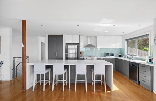 Ocean Grove House | Sea Galleon Summary: