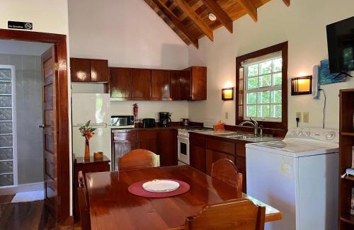 Caye Caulker House | Sea Garden Cottage