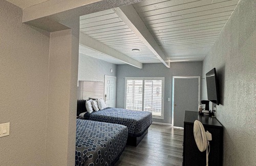 Downtown Hotel | Sea Garden Inn