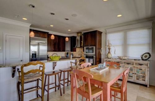South Harbor Island House | Sea Glass - Waterfront WB with a 24' Boat slip