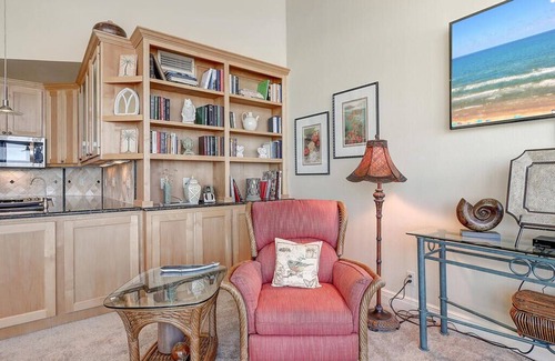Port Aransas Condo | Sea Gull #1107:Beachfront 2 Bedroom 2 Bathroom With Spectacular Views and 24 Hour Management