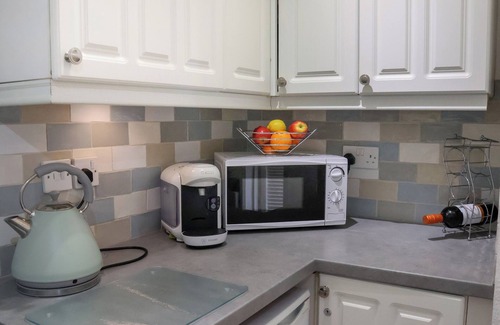 Beer Cottage | SEA HAVEN, character holiday cottage in Beer
