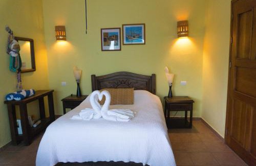 Centro - Supmza 001 Hotel | Sea Hawk Suites