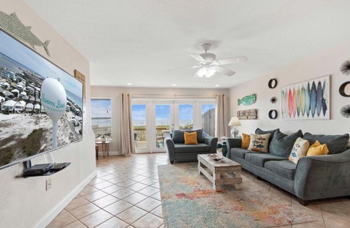 Navarre Beach Apartment | Sea Hawk