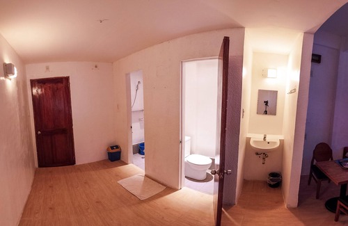 Coron Town Proper House | Sea Horse Guest House