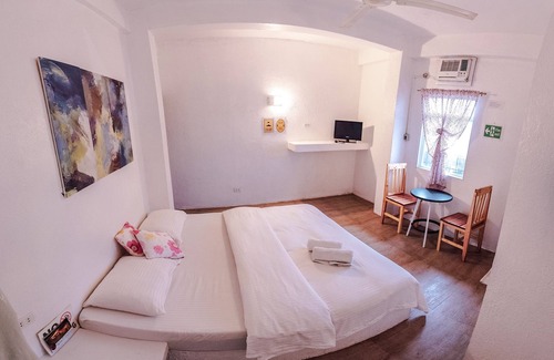 Coron Town Proper House | Sea Horse Guest House