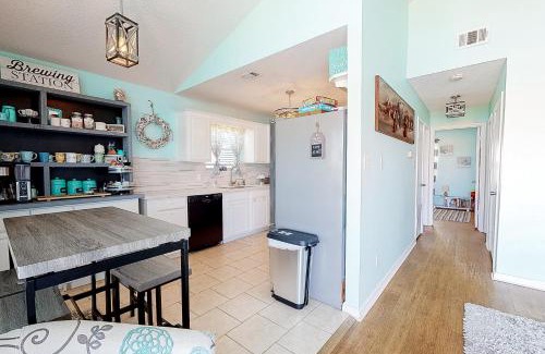 Galveston House | Sea Isle Hideaway
