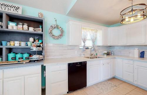 Galveston House | Sea Isle Hideaway