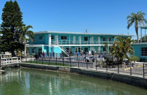 Treasure Island Hotel | Sea Jay Motel and Marina