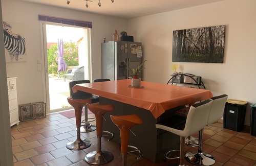 LHoumeau House | Sea la vie House in l'Houmeau with uninterrupted sea view facing l'ile de Re