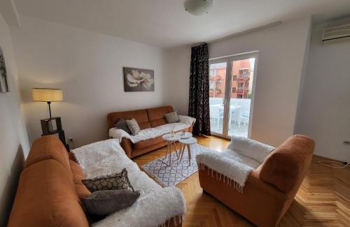 Maini Apartment | Sea La Vie