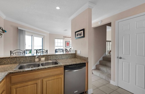 Navarre Beach House | “Sea La Vie” Water Views, Steps to the beach