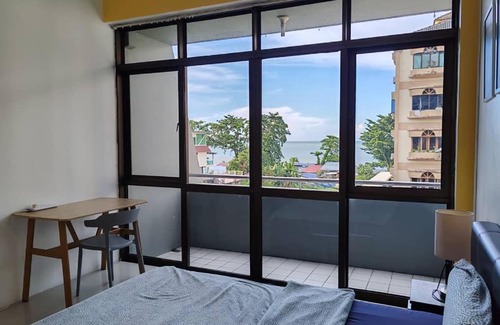 Tanjung Bungah House | Sea Lion by the beach