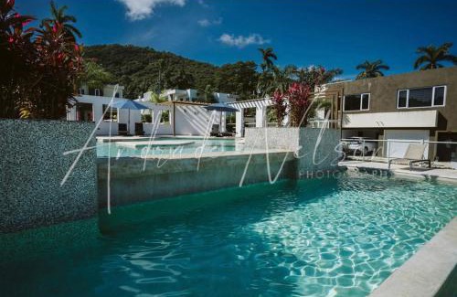 Reading Villa | Sea Luxury Villa, Montego Bay Jamaica