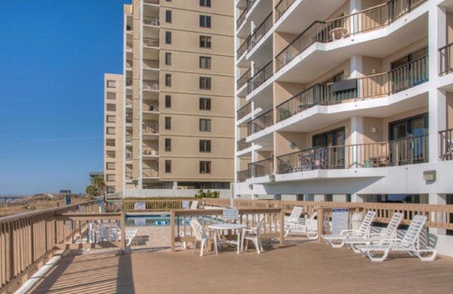 North Myrtle Beach Condo | Sea Marsh I 601 - 3 Bedroom Oceanfront Condo with Gorgeous Ocean and Marsh Views