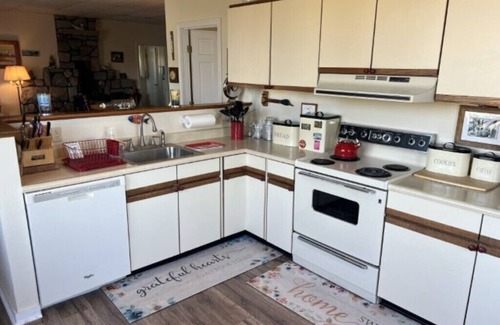 Bass Harbor Condo | SEA ME ESCAPE Bass Harbor Maine