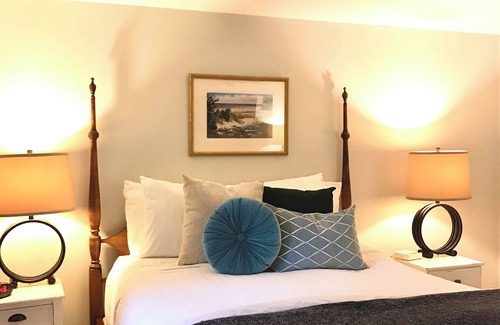 West Brewster Bed & Breakfast | Sea Meadow Inn