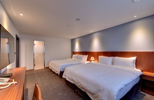 Jung-gu Hotel | Sea & Moon Tourist Hotel