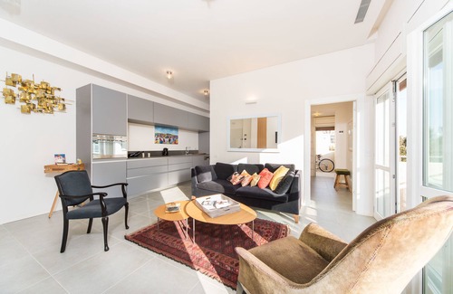 Old North Apartment | Sea N'Rent - 204 Ben Yehuda Tel Aviv